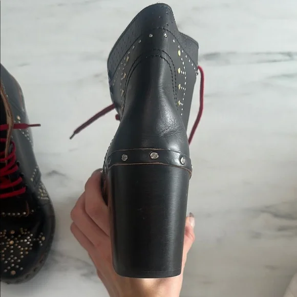 Burberry Black Lace-Up Boots with Red Accents - Picture 10 of 15